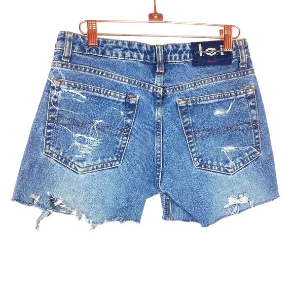 LEI | Distressed Jean Shorts Medium Wash 28 - Picture 2 of 5
